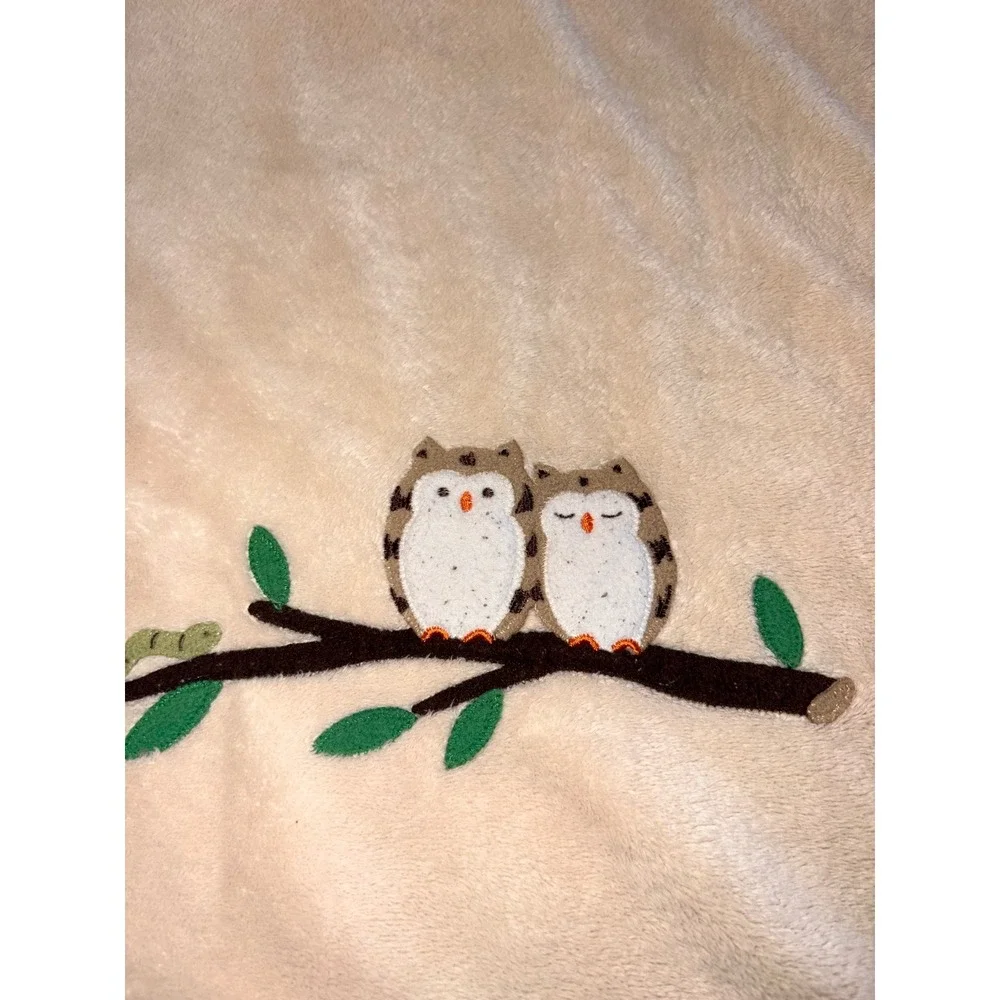 RedEnvelope‎ Cream Plush Baby Blanket Embroidered Owls Satin Trim 29x39